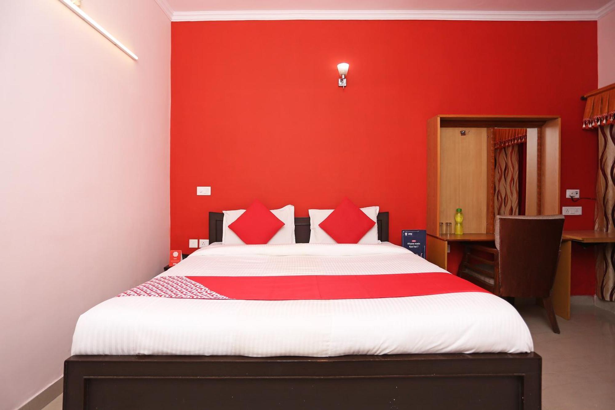 Hotel O Lime Wood Dehradun Exterior photo