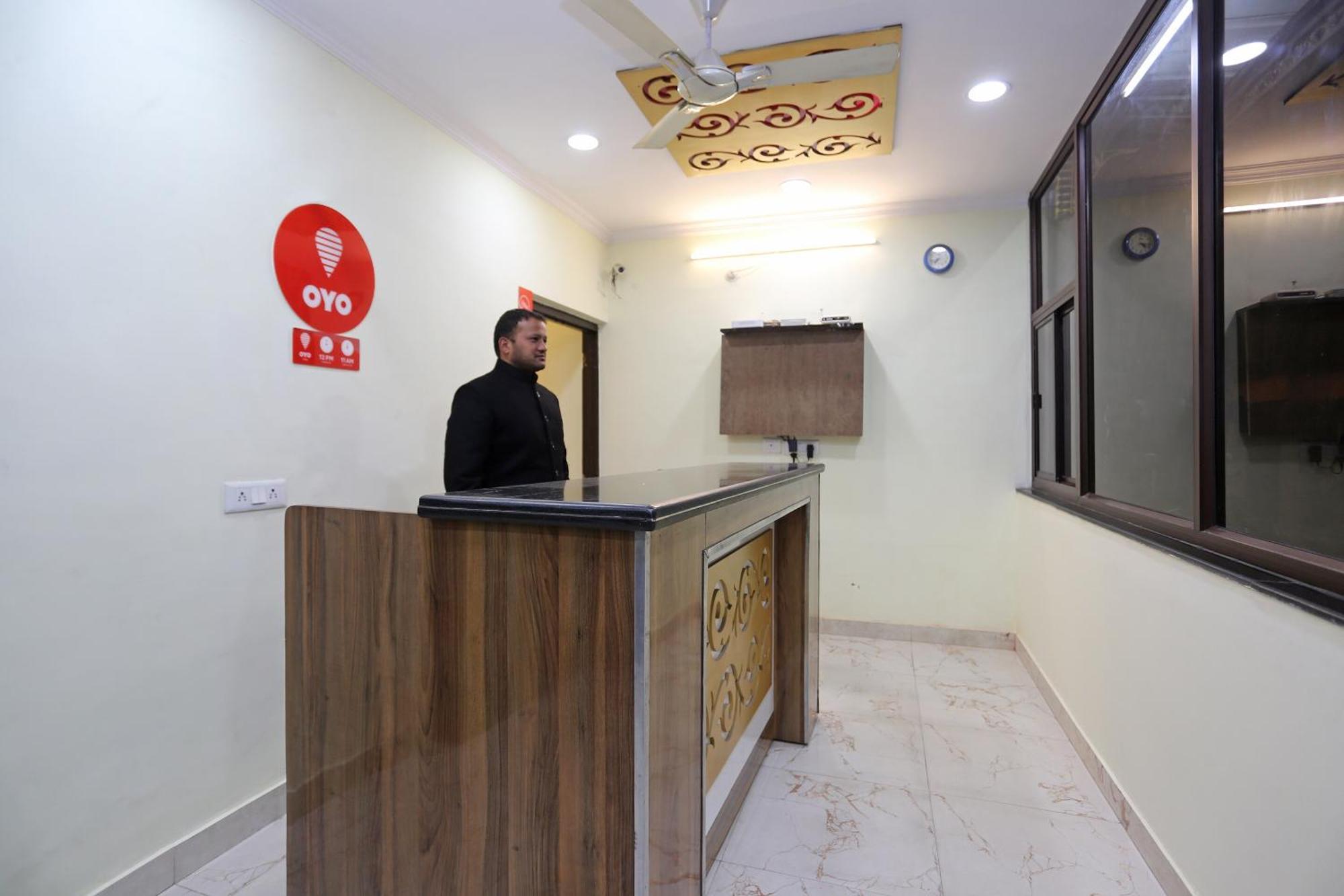 Hotel O Lime Wood Dehradun Exterior photo